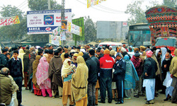 'ٹریول ایجنٹ' 3000 پاسپورٹ لے کر فرار