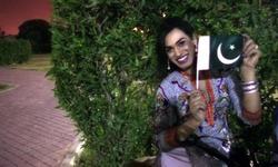 جب خواجہ سراؤں نے 700 فٹ لمبا پرچم تیار کیا