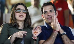 کرشمہ کا شوہر کے خلاف گھریلو تشدد کا مقدمہ