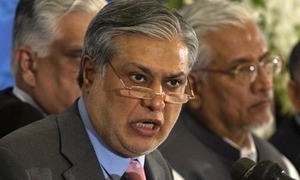 پی ٹی آئی کا اسحاق ڈار کےخلاف نیب میں پٹیشن دائر کرنے کا فیصلہ