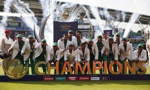 دفاعی چیمپیئن بھارت کو شکست دے کر پاکستان چیمپیئنز ٹرافی کا چیمپیئن