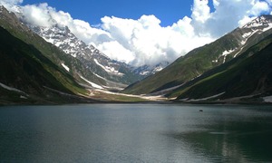 جھیل سیف الملوک پر اب پریاں کیوں نہیں اترتیں؟