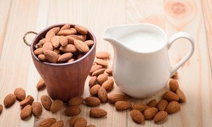 5 کھانے جن میں دودھ سے زیادہ کیلشیم موجود
