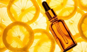 کیا وٹامن سی کی کمی کی علامات جانتے ہیں؟