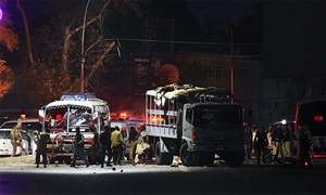 7 killed as suicide bomber targets police truck on Quetta's Zarghoon Road