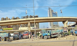 Why a posh Karachi area is running dry