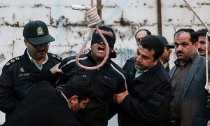 ایران: آیت اللہ خمینی مزار پر حملے کے جرم میں 8 افراد کو پھانسی
