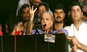 Shahbaz serenades his followers, then jumps to attack "Ilzam Khan"