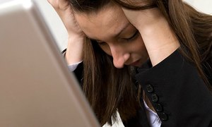 ڈپریشن میں اضافہ کرنے والی غذائیں