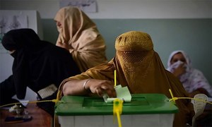ای سی پی حکام نے قبائلی عمائدین کو منالیا، خواتین کو ووٹ ڈالنے کی اجازت