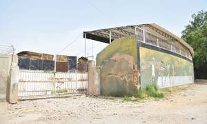 CRICKET: NIAZ IN A SHAMBLES