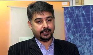 علی رضا عابدی سپرد خاک، گارڈ زیر حراست، تحقیقات میں اہم پیش رفت