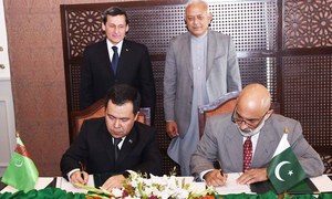 پاکستان، ترکمانستان نے تاپی گیس پائپ لائن کے معاہدے پر دستخط کر دیئے