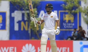 سری لنکن ٹیسٹ ٹیم کے کپتان کو کولمبو میں گرفتار کر لیا گیا