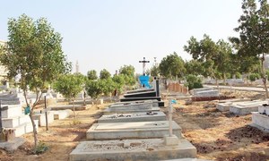 &rsquo;گورا قبرستان&lsquo; گمنام تاریخ کا المیہ