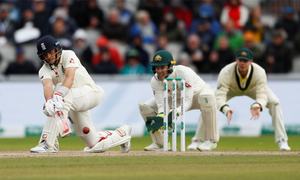 Burns, Root keep Australia at bay
