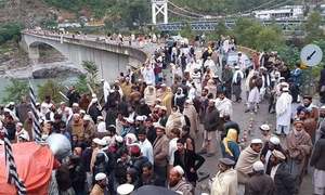 آزادی مارچ پلان بی: جے یو آئی (ف) کا دھرنا چوتھے روز بھی جاری