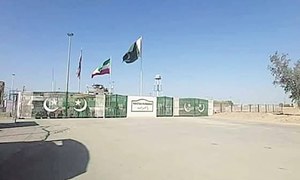 پاکستان سے 306 ایرانی باشندوں کی سرحد پار کرکے گھر واپسی