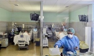 Hospital ICUs almost full as 2nd virus wave grips Pakistan