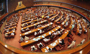 قومی اسمبلی سیکریٹریٹ اور مسلم لیگ (ن) کے درمیان ’استعفوں‘ کے معاملے پر تنازع