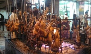 کراچی: برنس روڈ فوڈ اسٹریٹ کو پیدل چلنے والوں کیلئے مختص کرنے کا فیصلہ