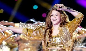 گلوکارہ شکیرا نے اپنے تمام گیت فروخت کردیے