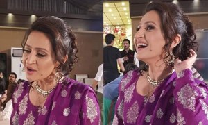 وزیر تعلیم شفقت محمود کی اداکارہ بیٹی کے سوشل میڈیا پر چرچے