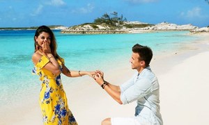 زویا ناصر نے مسلمان ہونے والے جرمن یوٹیوبر سے منگنی کرلی