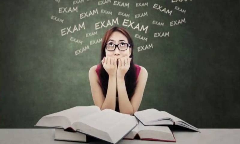 امتحانی اسٹریس، والدین اور بچے کیا کریں؟