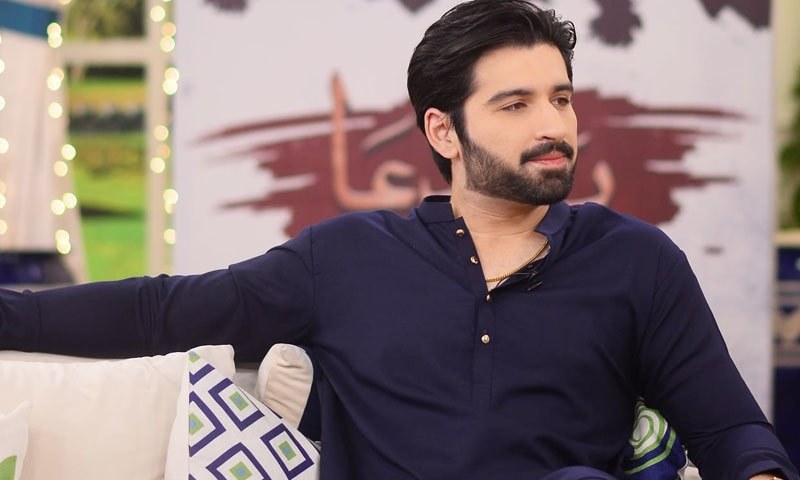 ماہرہ و صبا قمر کے ساتھ فلم میں رومانس نہیں کرسکتا، منیب بٹ