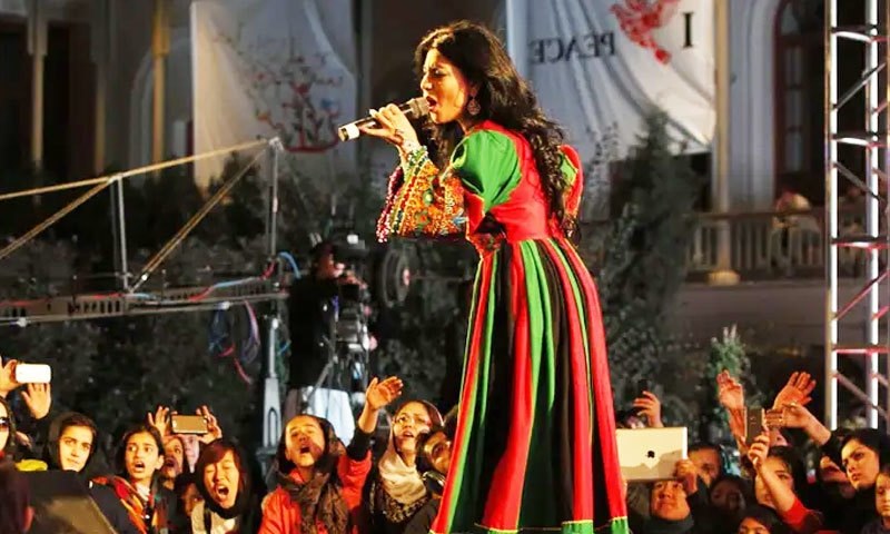 طالبان کے کنٹرول کے بعد افغان گلوکار و اداکار سبزیاں و پھل بیچنے پر مجبور