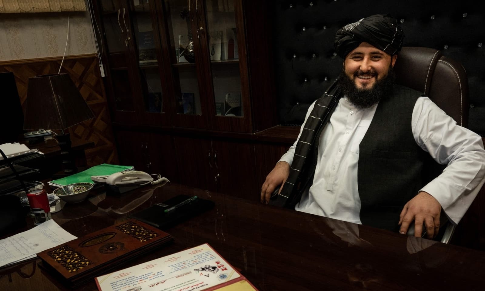 Taliban sniper becomes Afghan mayor