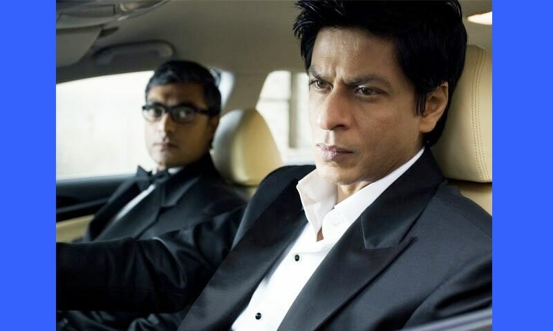 شاہ رخ خان عام سا بندہ ہے، ہر کسی کے ساتھ گھُل مِل جاتا ہے، علی خان