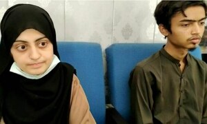 اگر کوئی لڑکی اچانک آپ کے گھر پہنچ جائے تو؟