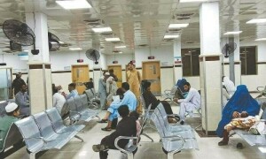 محکمہ صحت خیبر پختونخوا کا 50 سے زائد ہسپتال نجی اداروں کے حوالے کرنے کا فیصلہ