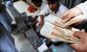 Rupee freefall continues as PKR slides to 239.9 in interbank