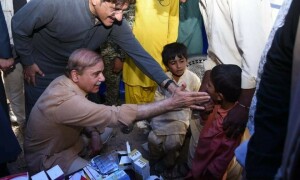 وزیراعظم کے دورۂ سکھر کے دوران سیکڑوں افراد کے خلاف 'دہشت گردی' کا مقدمہ درج