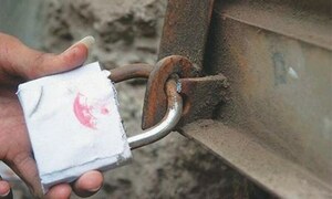 لاہور میں &rsquo;حرام&lsquo; مواد کی فروخت پر معروف سپر اسٹور سیل