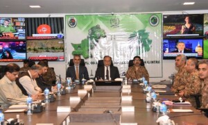 Govt, army express resolve to fight disastrous floods together, urge people to join