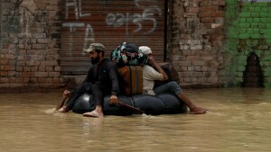 How to help Pakistanis affected by the floods