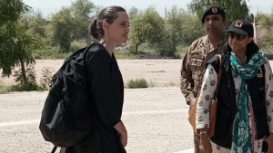 Angelina Jolie arrives in Pakistan to visit people affected by floods