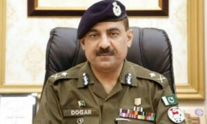 سی سی پی او لاہور کا تبادلہ، صوبائی حکومت کا وفاق کو خدمات واپس کرنے سے انکار
