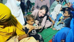 PPP&rsquo;s Sharmila Faruqi calls out celebrities attending the Hum TV Awards instead of visiting flood-affected areas