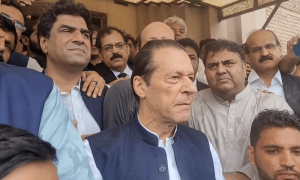 توڑ پھوڑ، دفعہ 144 کی خلاف ورزی کے کیسز: عمران خان اور پی ٹی رہنماؤں کی ضمانت میں توسیع