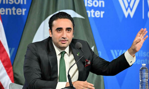 ہم مل کر موسمیاتی تبدیلی سے ہونے والی تباہی سے نمٹ سکتےہیں، وزیر خارجہ