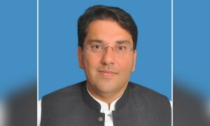 PTI leaders claim Saifullah Nyazee &lsquo;picked up&rsquo; from Senate premises; FIA says no arrest has been made