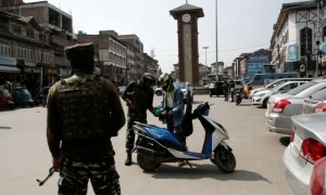 India axes rule on voting rights in occupied Kashmir after political parties' outcry