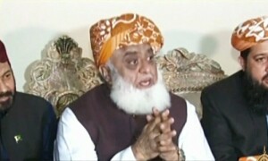 اپنی مرضی کے آرمی چیف کیلئے لانگ مارچ کیا جا رہا ہے، مولانا فضل الرحمٰن