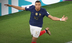 فٹ بال ورلڈ کپ: فرانس، آسٹریلیا، پولینڈ کی جیت