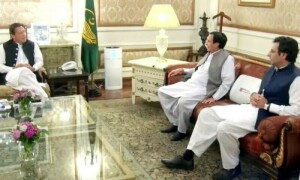 پرویز الہٰی سے طے شدہ ملاقات کے بجائے عمران خان کی اسپیکر پنجاب اسمبلی سے ملاقات